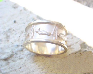 cartouche ring